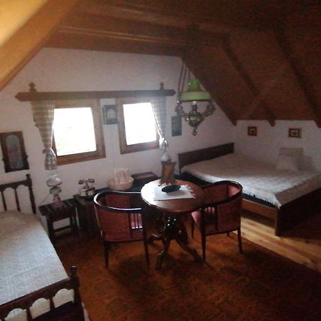 Villa Kornelija Stari Slankamen Buitenkant foto